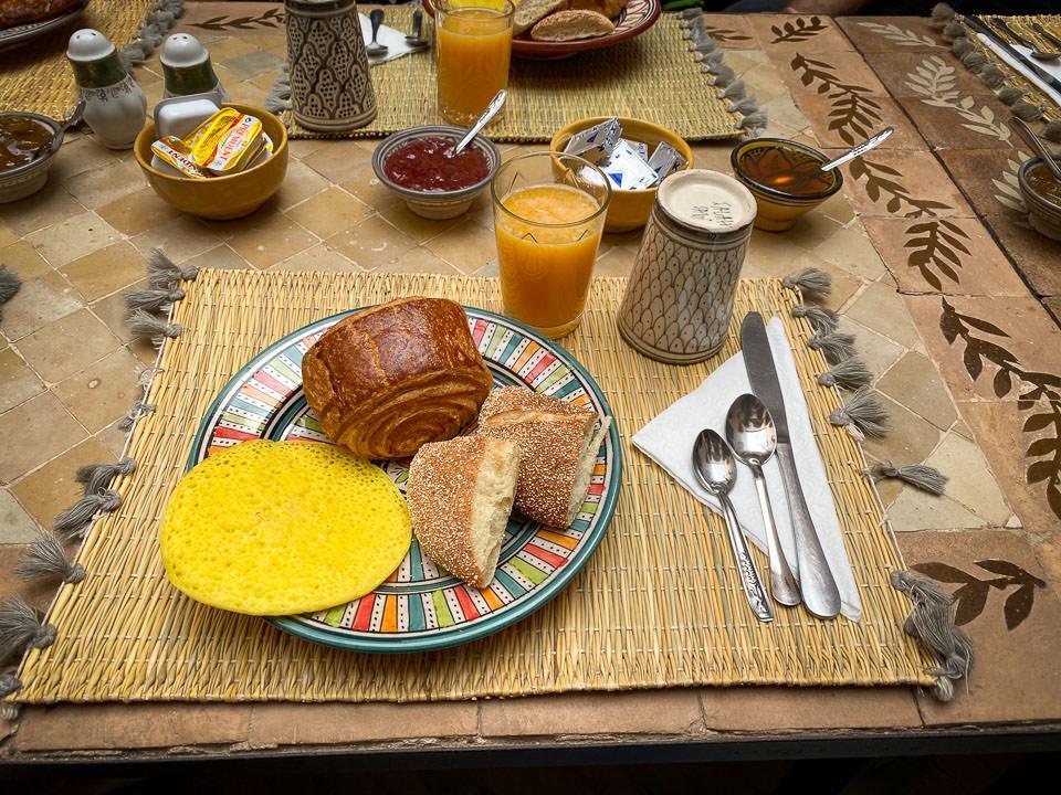 riad-selouane-marrakech-breakfast-01