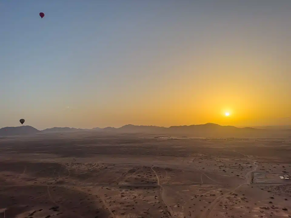 heissluftballons sonnenaufgang marrakesch