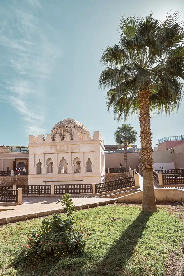 qubba almoraviden marrakesch palme