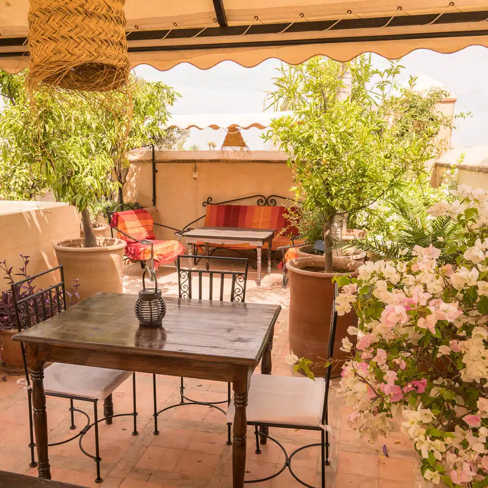 Riad Selouane Marrakesch: Sitzplatz auf der Dachterrasse