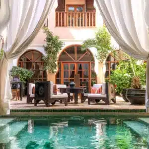 Riad Selouane Marrakesch: der Pool im Innenhof